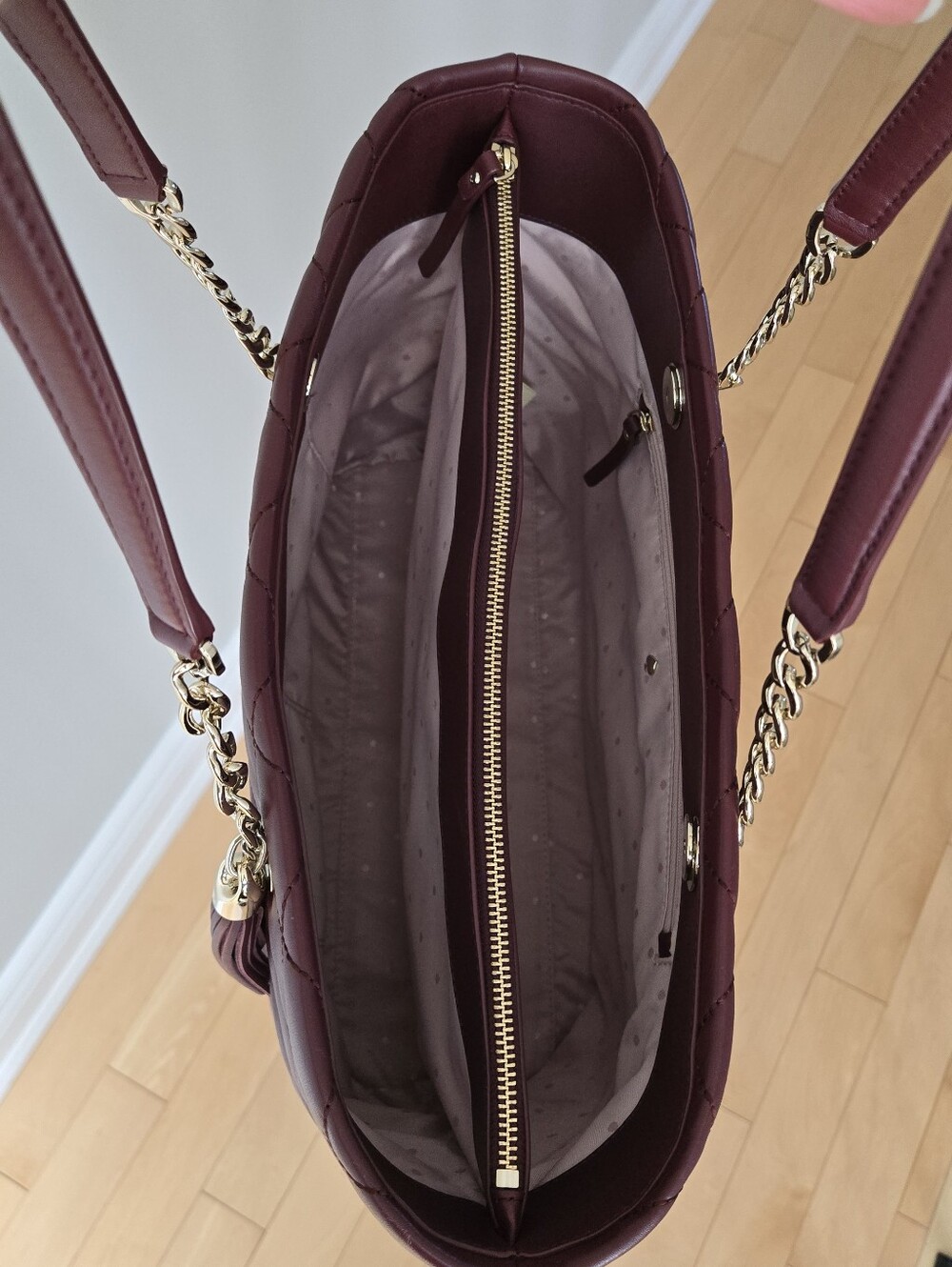 Kate Spade Tote - Picture 8 of 12